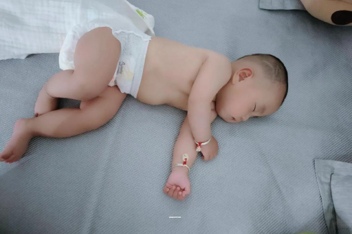 晋中4个月宝宝特点